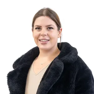 Jessie – Property Assistant – Monkey Puzzle Jessie - Property Assistant - Monkey Puzzle