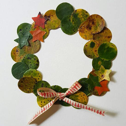 Christmas Leaf Wreath - Step 4